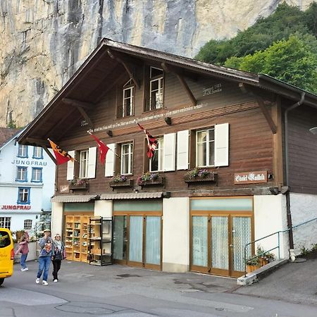 Chalet Maithili Lauterbrunnen -152-Year-Old Majestic Chalet エクステリア 写真