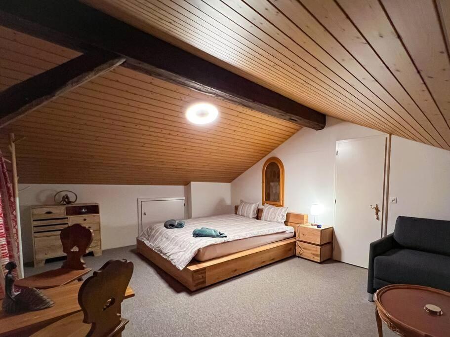Chalet Maithili Lauterbrunnen -152-Year-Old Majestic Chalet エクステリア 写真