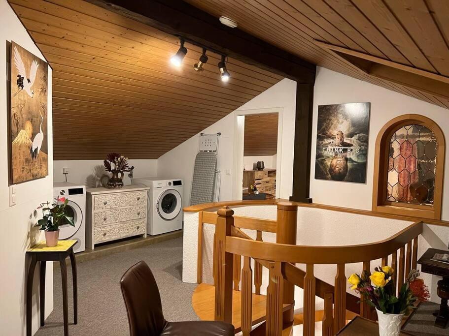 Chalet Maithili Lauterbrunnen -152-Year-Old Majestic Chalet エクステリア 写真